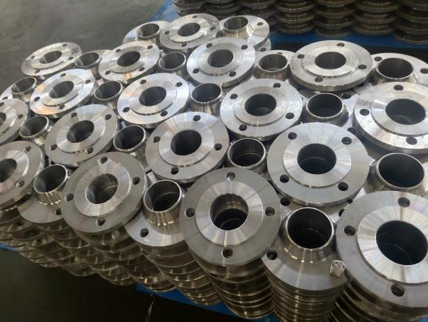 तातो-बिक्री! DIN2632 PN10 RF Weld Neck Flange कार्बन स्टील A105 S235JR अर्डर गर्न स्वागत छ!